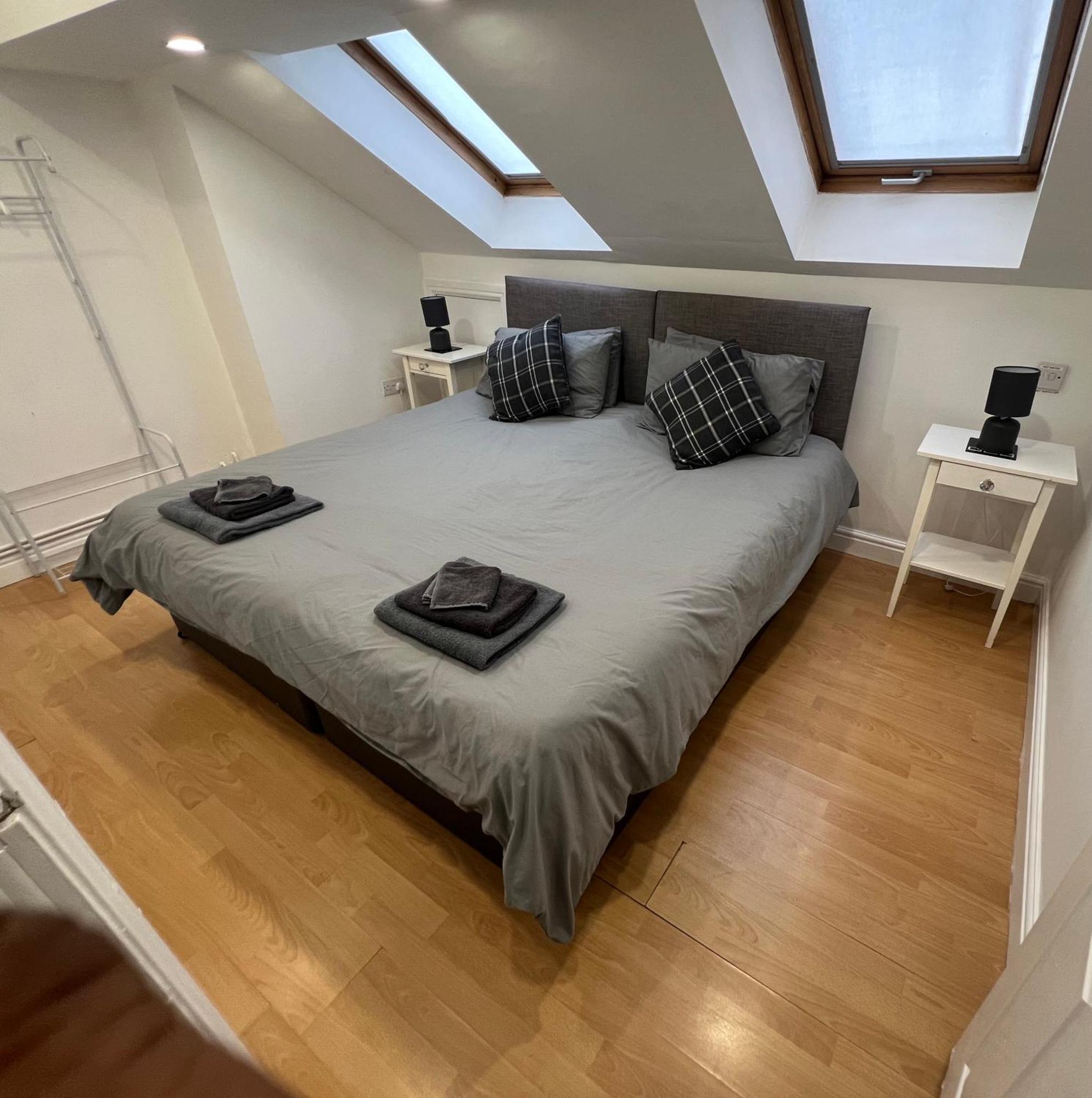 Cosy Penthouse Suite Happily Sleeps Up To Five Halifax Exterior foto